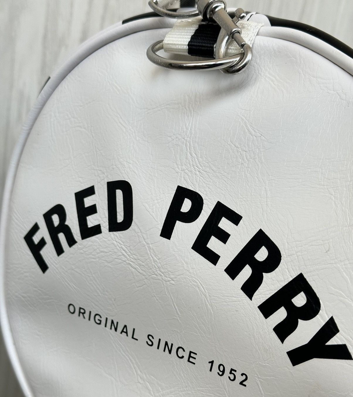 Fred Perry Fred Perry Duffle Bag Polka Dot Gym Travel Shoulder Bag Size ONE SIZE - 10 Thumbnail