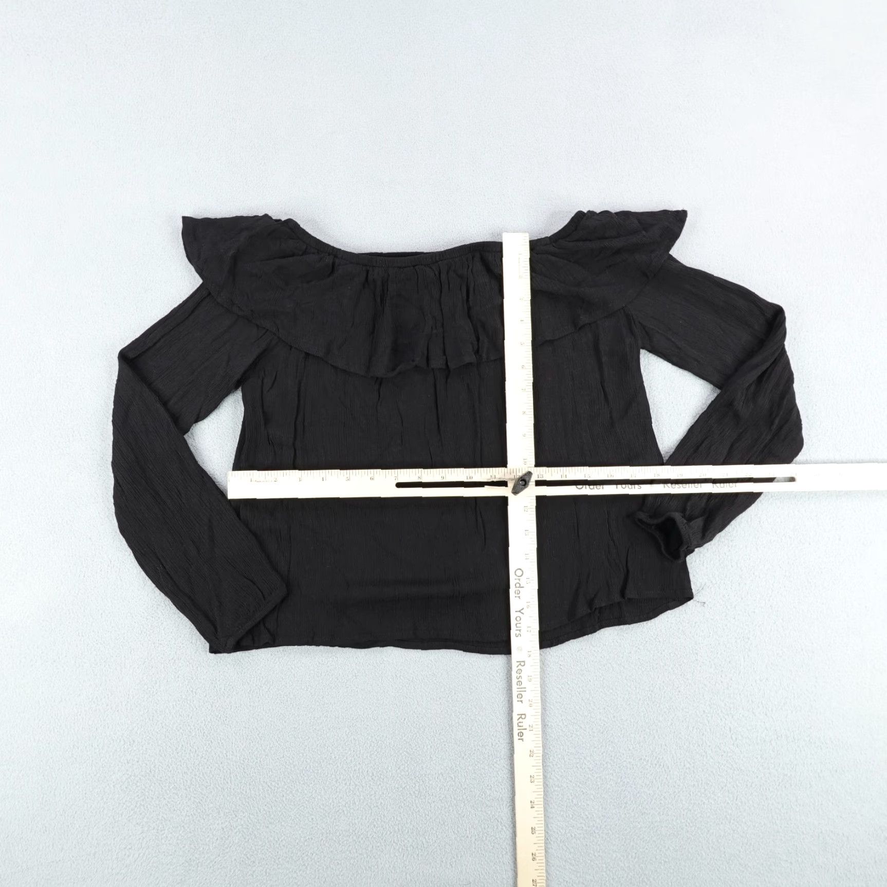 Marine Layer Marine Layer Blouse Shirt Womens Medium Black Off The Shoulder Ruffle Top Blouse Flex Womens M Black Ruffle Off-Shoulder 90s? Size M / US 6-8 / IT 42-44 - 5 Thumbnail