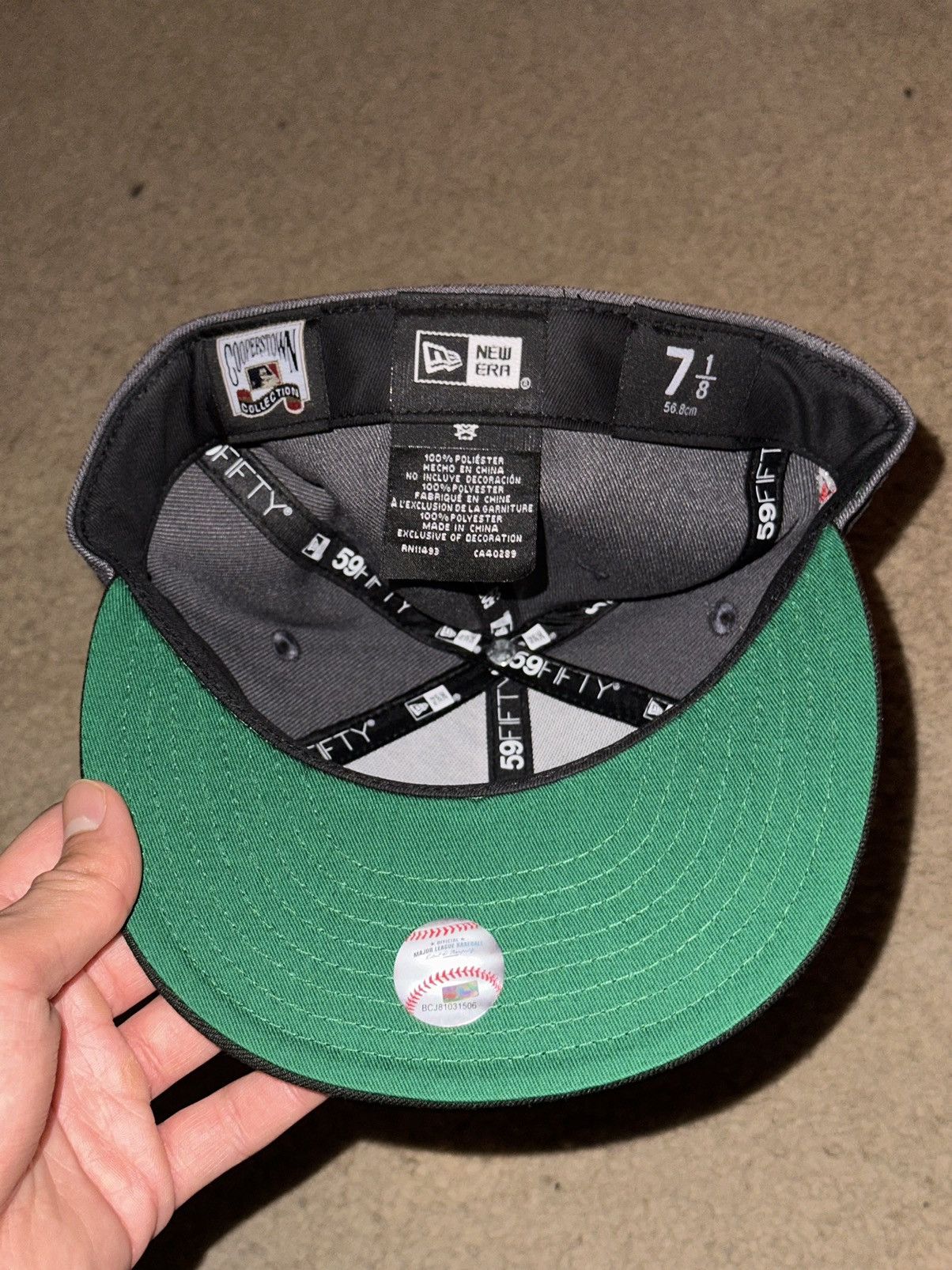 New Era HAT CLUB Yankees World Champions 1998 WS Patch Size 7 1/8 Size ONE SIZE - 5 Thumbnail