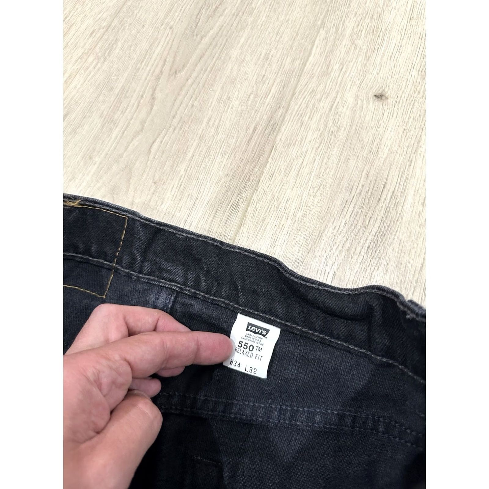Levi's VINTAGE Levi's 550 Jeans Mens 33x32 Black Denim Relaxed Fit USA 90s 2000s 5-Pocket N/A Size US 33 - 6 Thumbnail