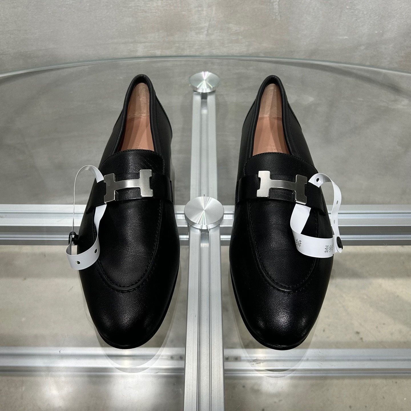 Hermes Hermes Black Lowtop Sneakers it_38-5 Women Size US 8.5 / IT 38.5 - 1 Thumbnail