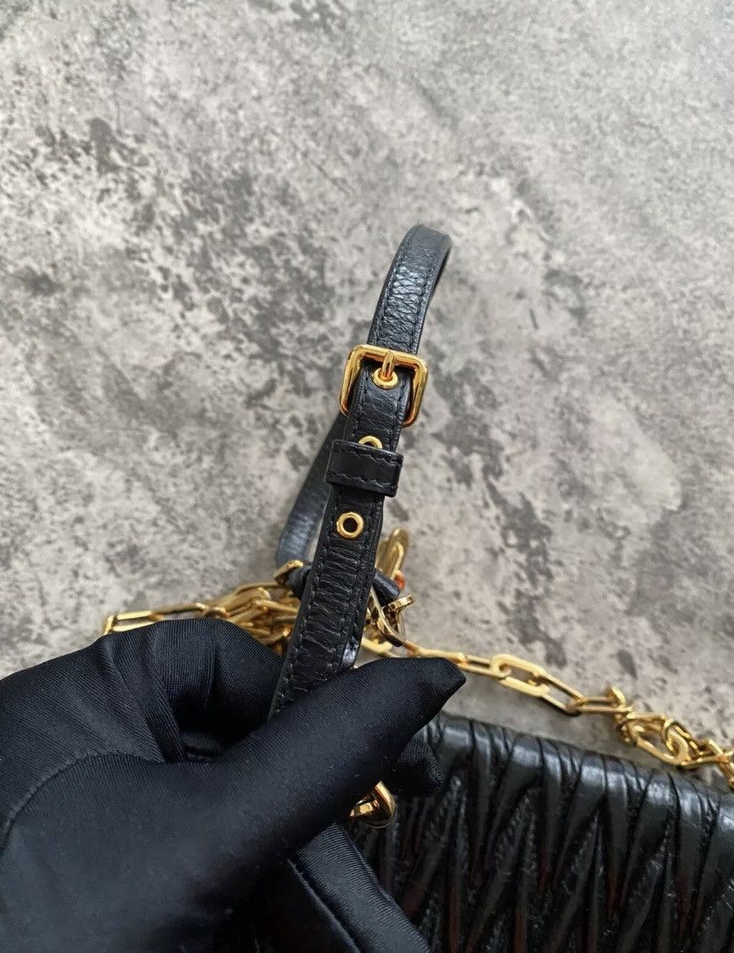 Miu Miu Matelasse wallet on chain Size ONE SIZE - 8 Thumbnail