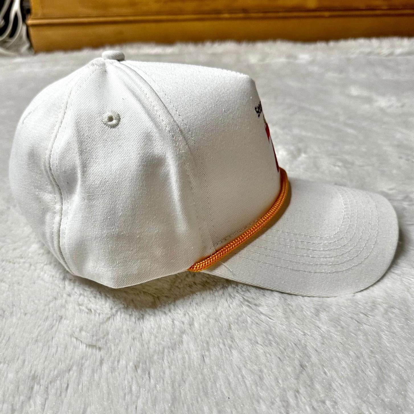 Vintage Vintage Seagram's 7 Crown Whiskey Trucker Cap White Size ONE SIZE - 5 Thumbnail