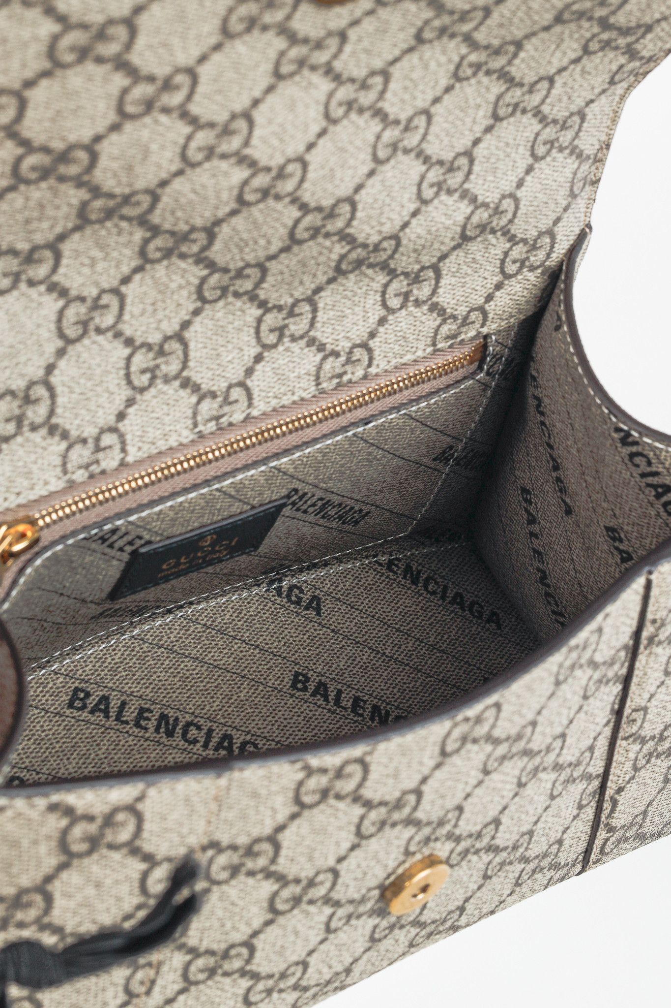 Balenciaga × Gucci Gucci x Balenciaga GG Supreme The Hacker Project Hourglass Size ONE SIZE - 11 Thumbnail