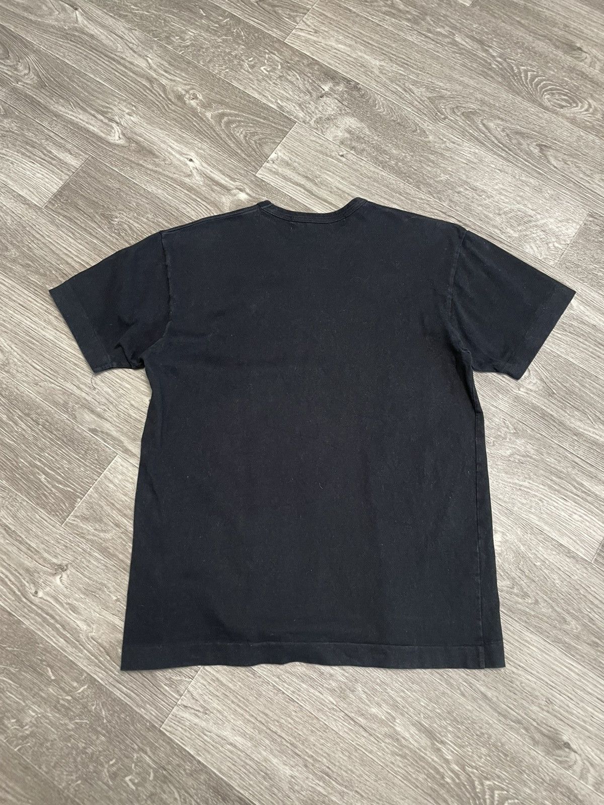 Comme des Garcons PLAY Vintage Comme Des Garcons Play Black T-Shirt Heart Logo Y2K Size US XL / EU 56 / 4 - 8 Thumbnail