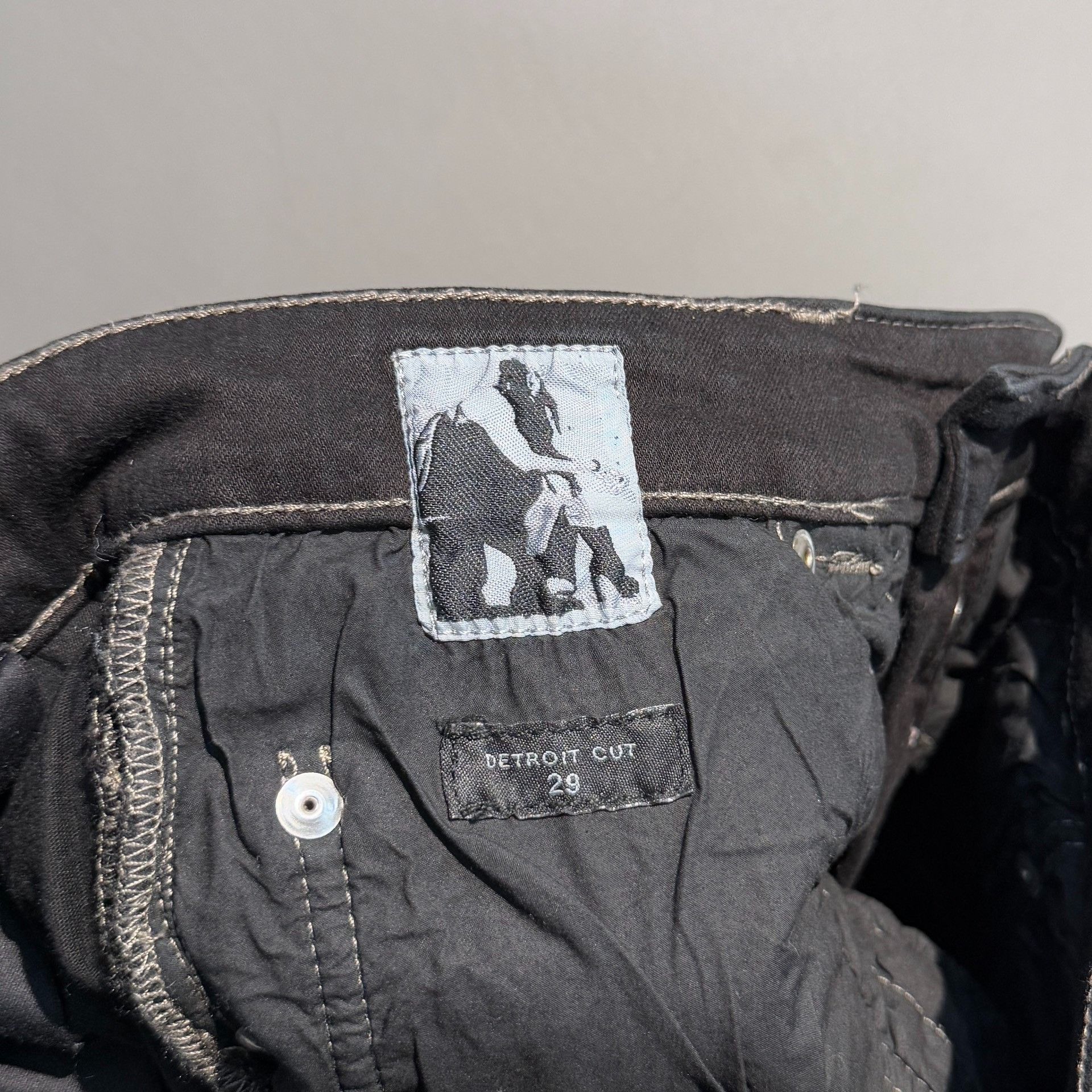 Rick Owens rick owens Ripped trousers with erosive wax finish pants 25 Size US 29 - 8 Thumbnail