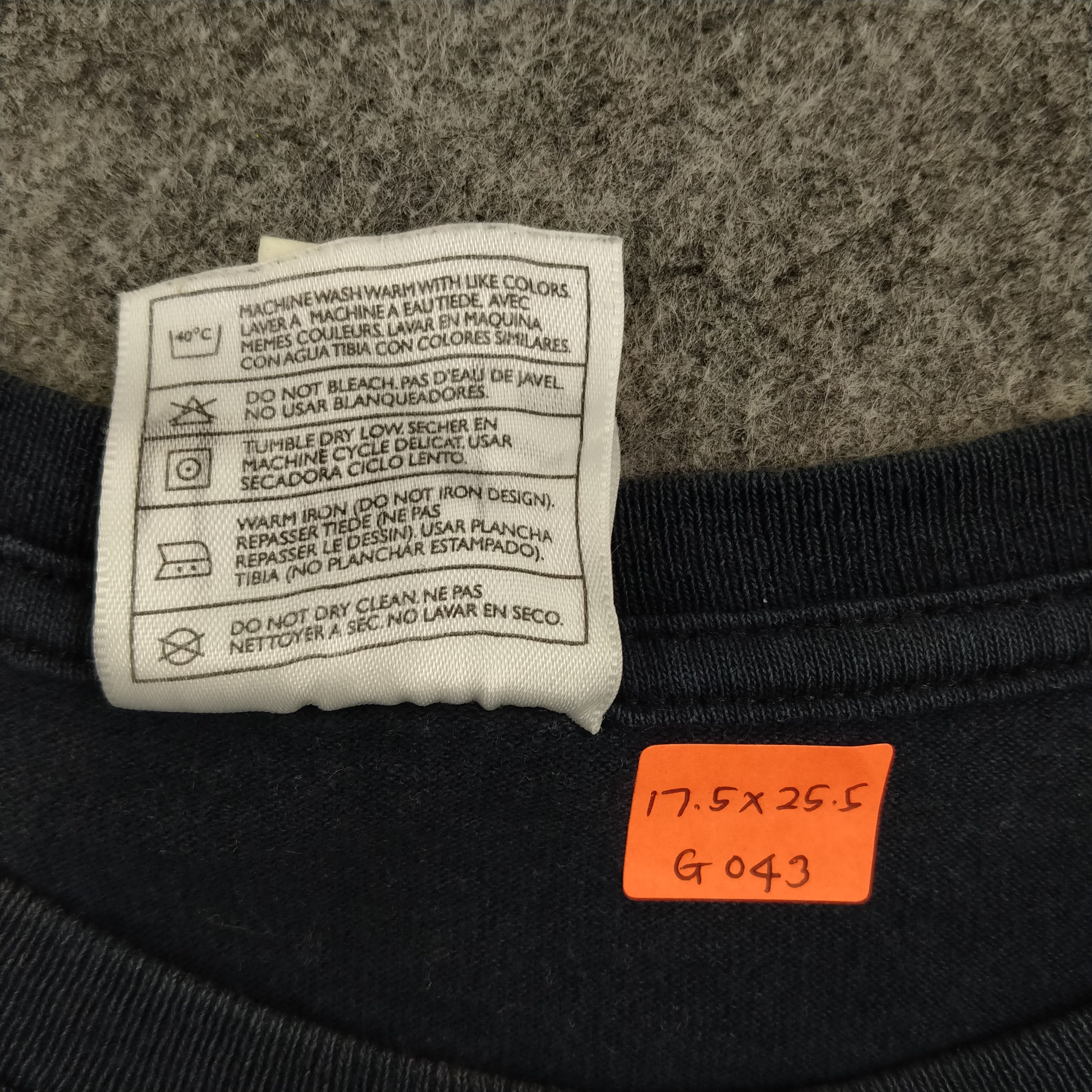 Nike Vintage Nike Basketball Small Tshirt - G043 Size US S / EU 44-46 / 1 - 4 Thumbnail