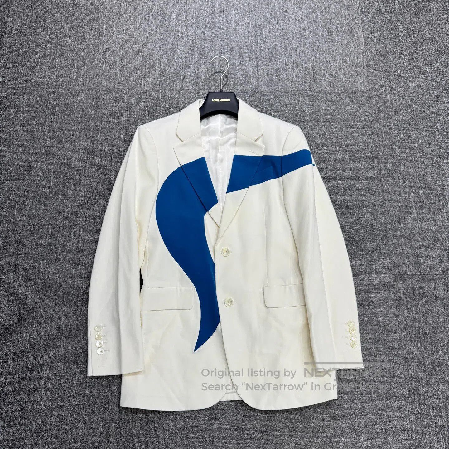 Alexander McQueen ALEXANDER MCQUEEN Elegant suit jacket| Size 44R - 1 Thumbnail