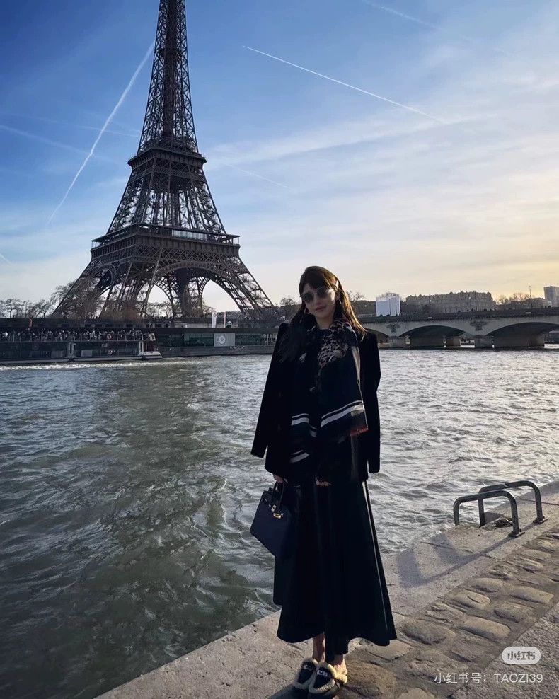 Saint Laurent Paris Saint Laurent Paris Smoking suit velvet jacket-2506 Size US S / EU 44-46 / 1 - 5 Thumbnail