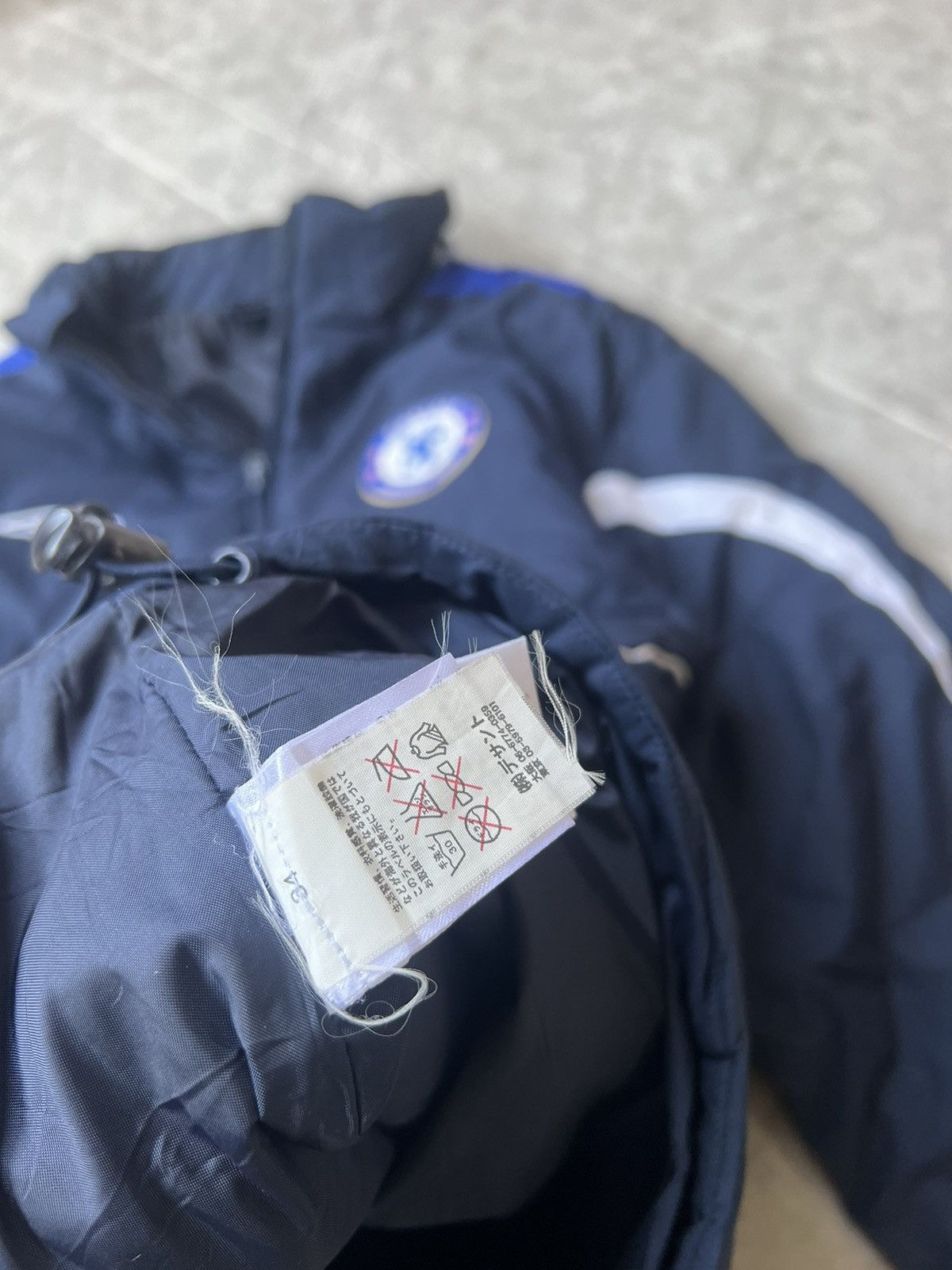 Chelsea Soccer × Umbro (SOLD) Vintage Umbro Chelsea Jacket Size US L / EU 52-54 / 3 - 6 Thumbnail