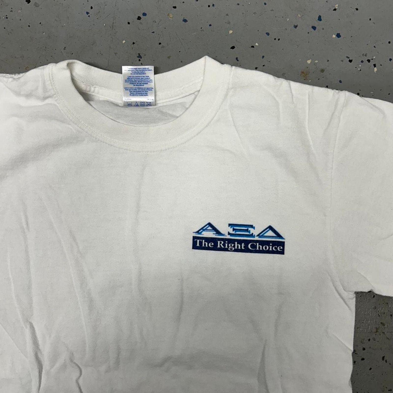 Gildan White Y2K The right choice graphic tee Size US S / EU 44-46 / 1 - 4 Thumbnail