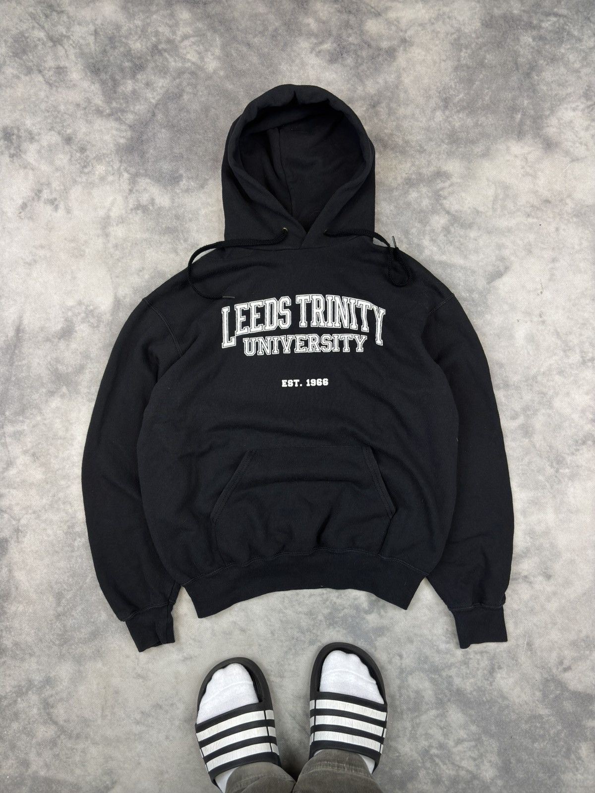 Other Vintage Leeds Trinity University College USA American Hoodie Size US L / EU 52-54 / 3 - 1 Thumbnail