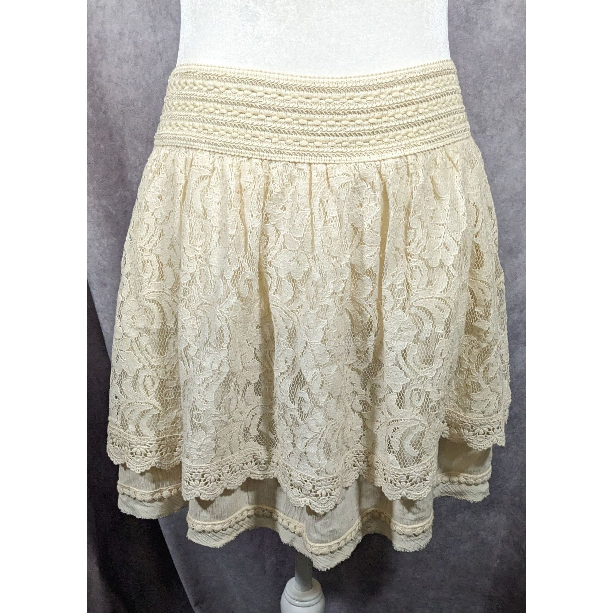 Miss Me Miss Me Cream Lace Layered Knee Length Skirt Size Large Size 30" / US 8 / IT 44 - 6 Thumbnail
