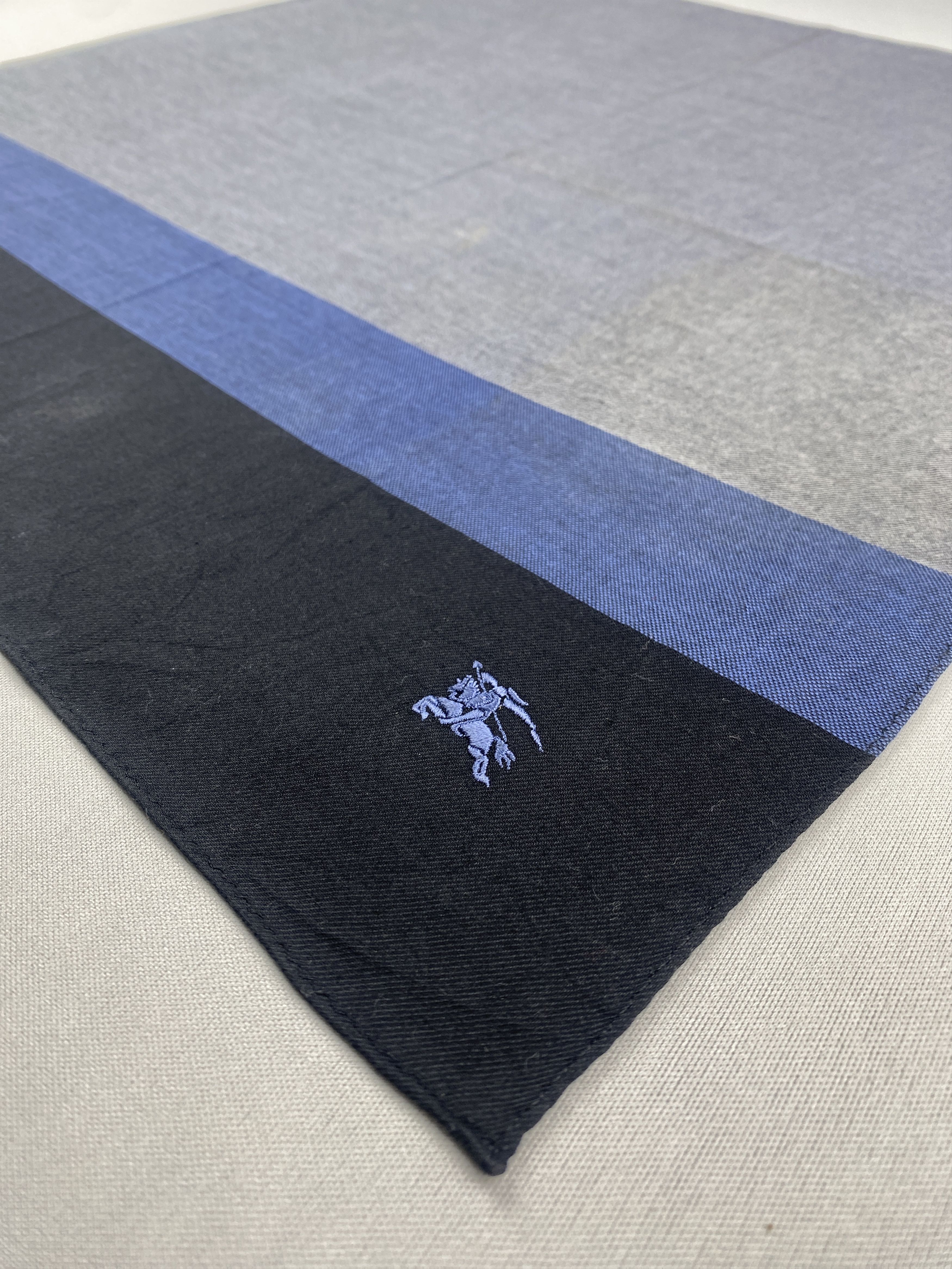 Burberry Vintage Burberry Handkerchief Pocket Square Bandana HM0016 Size ONE SIZE - 4 Thumbnail