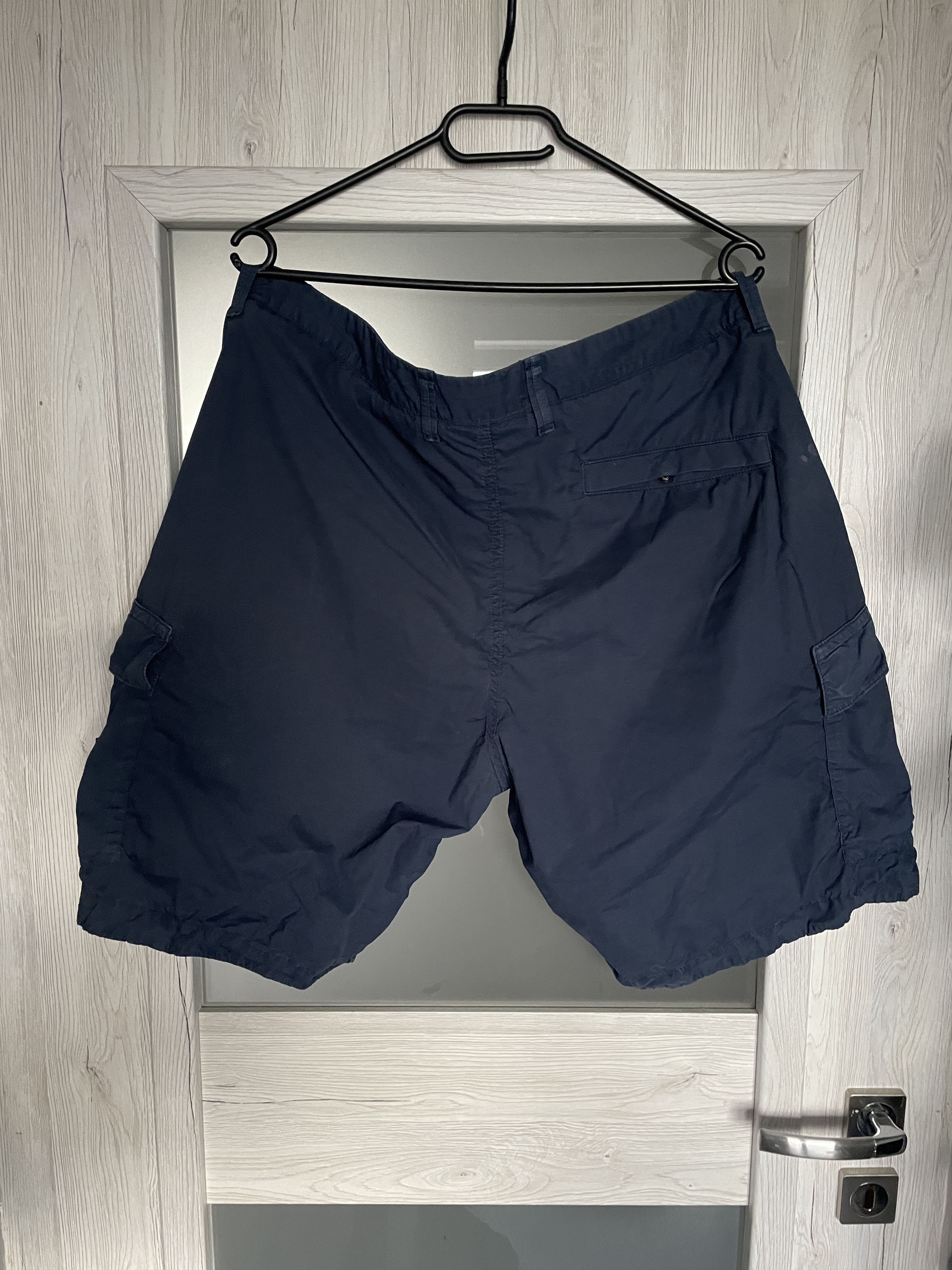 Stone Island STONE ISLAND NAVY CARGO SHORTS Size US 36 / EU 52 - 3 Thumbnail