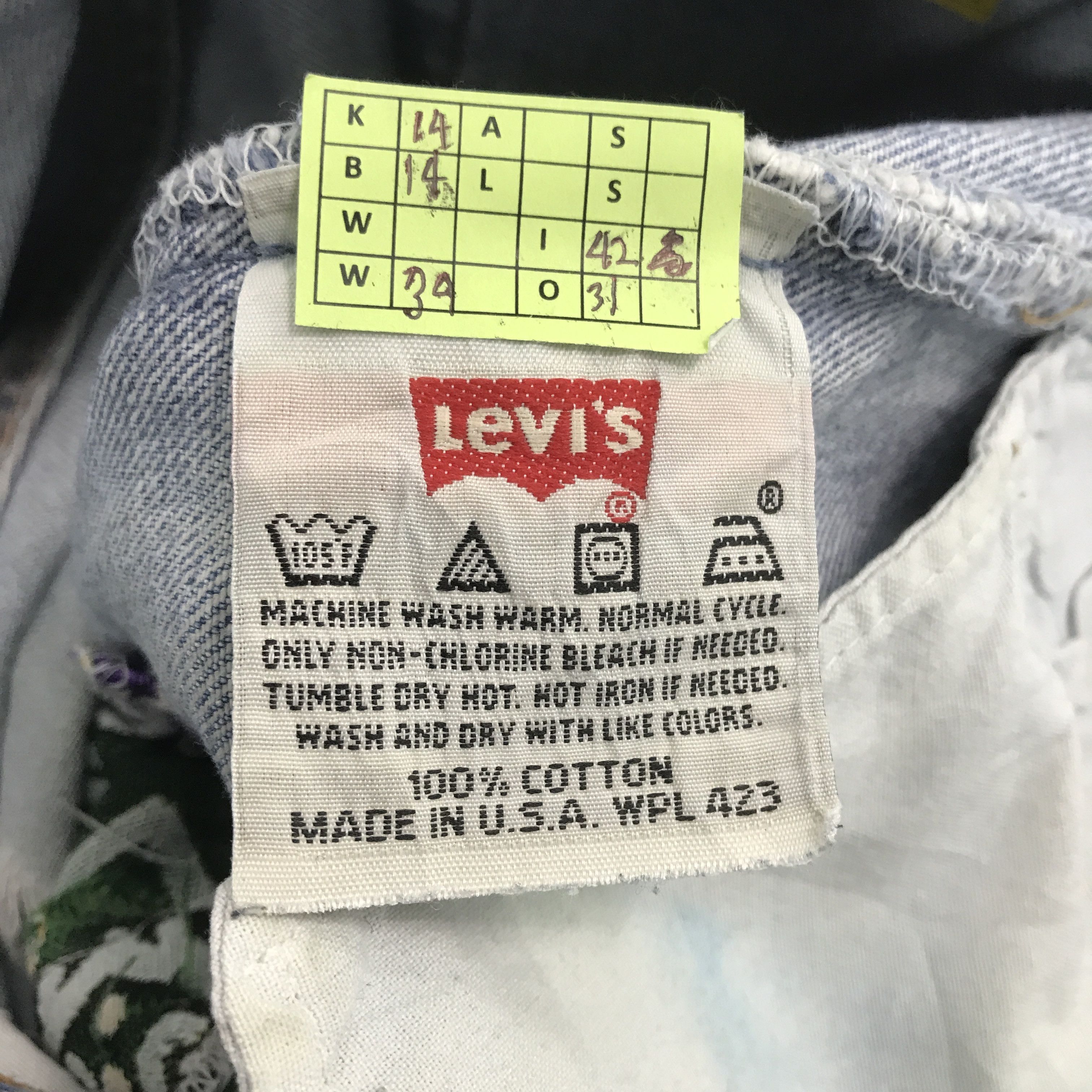Levi's × Vintage Vintage Levi's 501 Ripped Distressed Denim Jeans pay Size US 31 - 14 Thumbnail