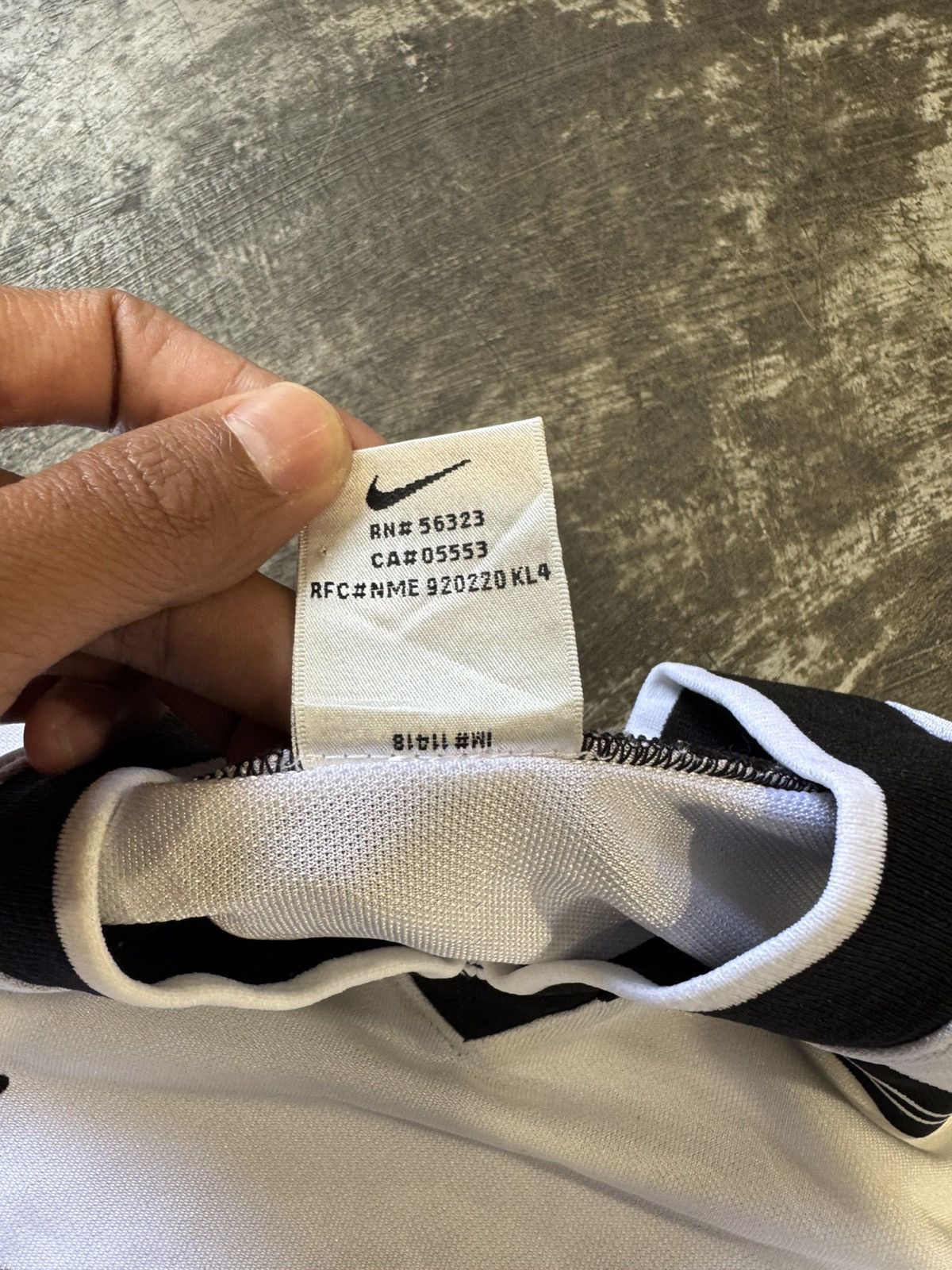 Nike VINTAGE 90’S JERSEY PUMAS UNAM STRIPED BY NIKE SHIRT Size US M / EU 48-50 / 2 - 6 Thumbnail
