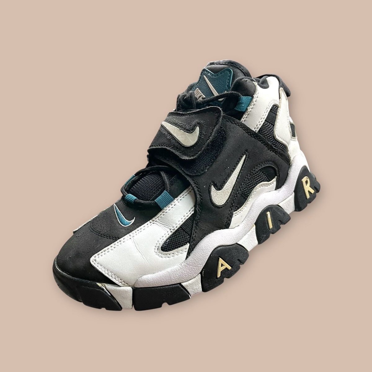 Nike Nike Air Barrage Mid "Cabana" (Retro2019) Size US 8.5 / EU 41-42 - 14 Thumbnail