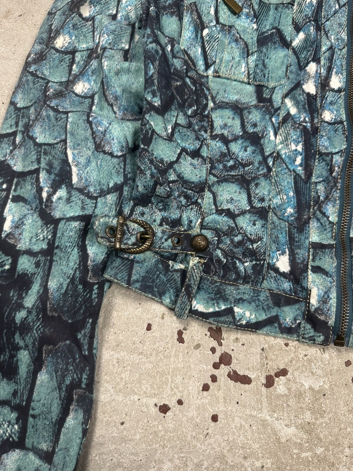 Just Cavalli 2000s Just Cavalli Python Blue Print Denim Trucker Jacket Size S / US 4 / IT 40 - 6 Thumbnail