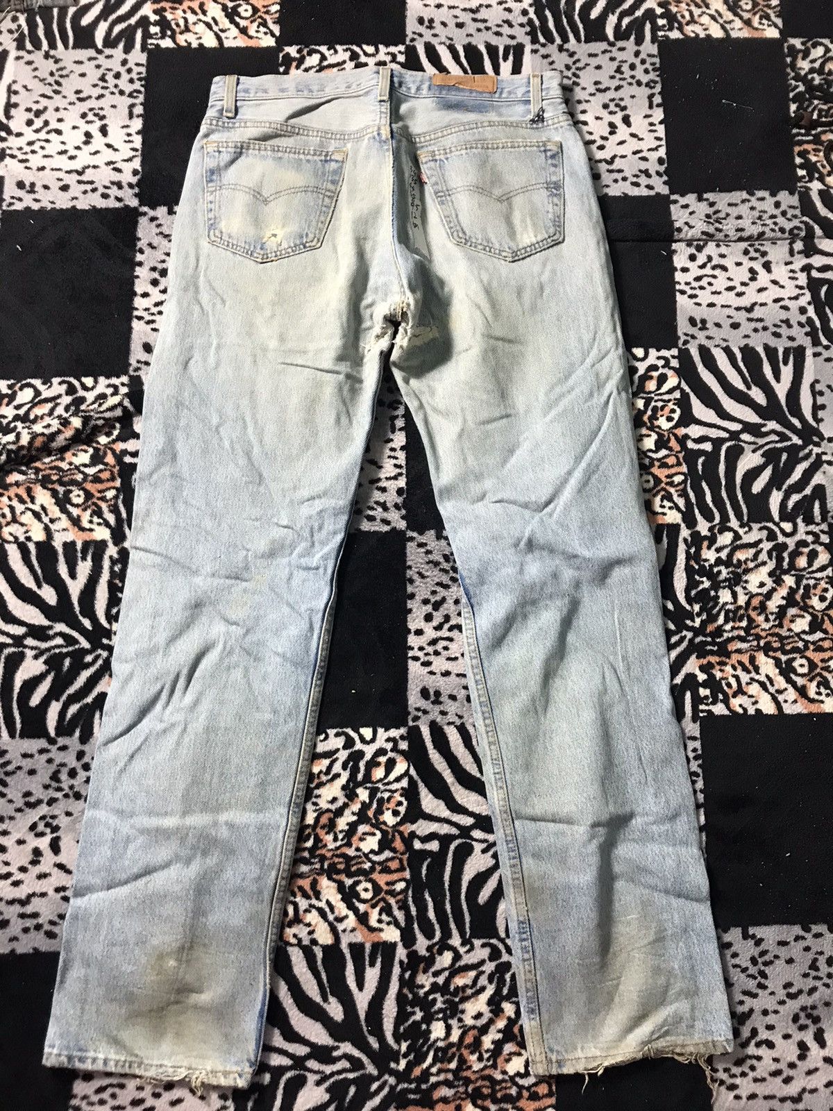 Other Size 34 distressed Levis 501 button 520 rare Size US 34 / EU 50 - 6 Thumbnail