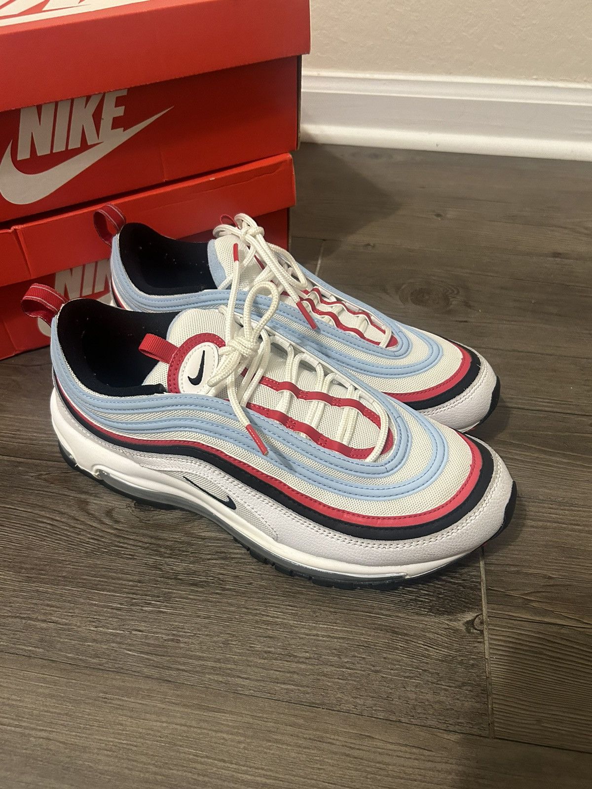 White Nike air Max 97s