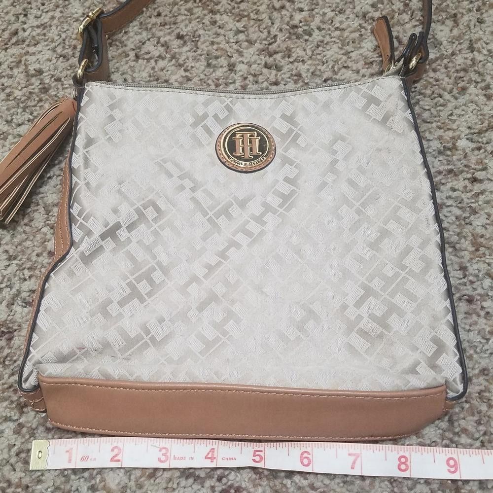 Tommy Hilfiger Tommy Hilfiger Tan Crossbody Purse Size ONE SIZE - 3 Thumbnail