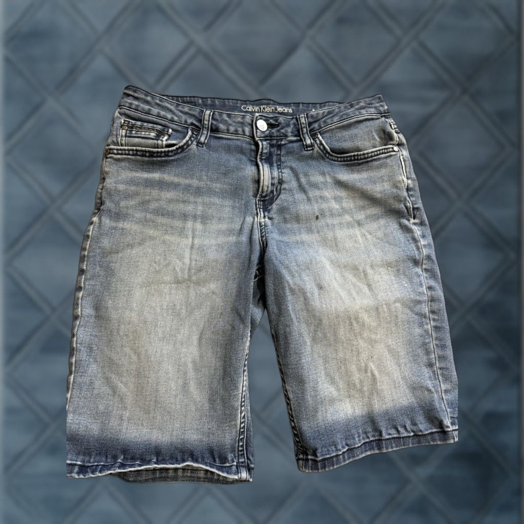 Vintage VINTAGE CALVIN KLEIN JEANS WOMEN'S Denim City Bermuda Shorts Adult Size 8 Blue Womens Size 30" / US 8 / IT 44 - 1 Thumbnail