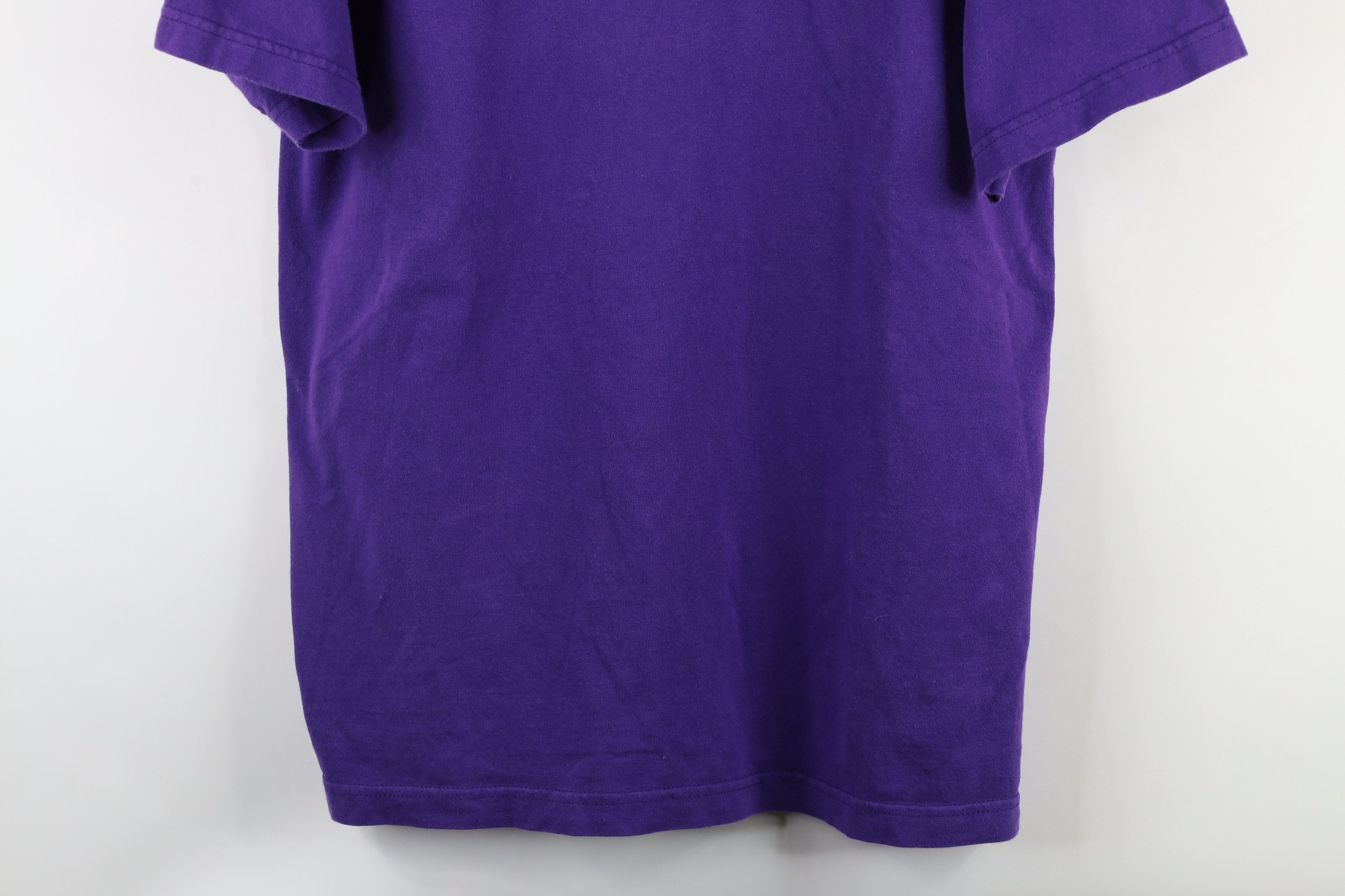 Vintage Vintage 90s Streetwear Spell Out West Virginia T-Shirt USA Size US L / EU 52-54 / 3 - 3 Thumbnail
