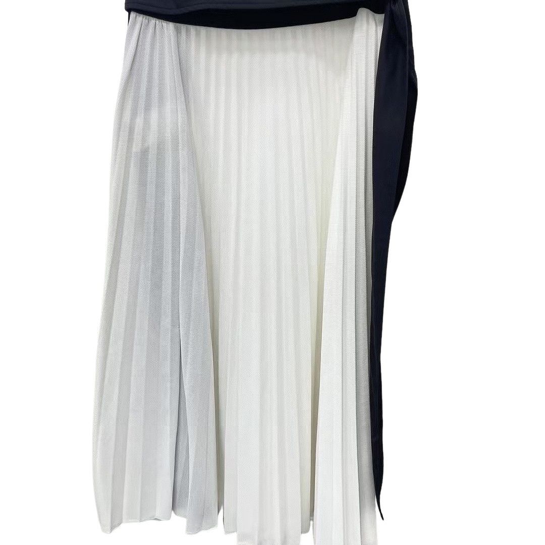 Louis Vuitton Louis Vuitton Pleated Skirt Size 34 Size 25" / US 0 / IT 36 - 1 Thumbnail