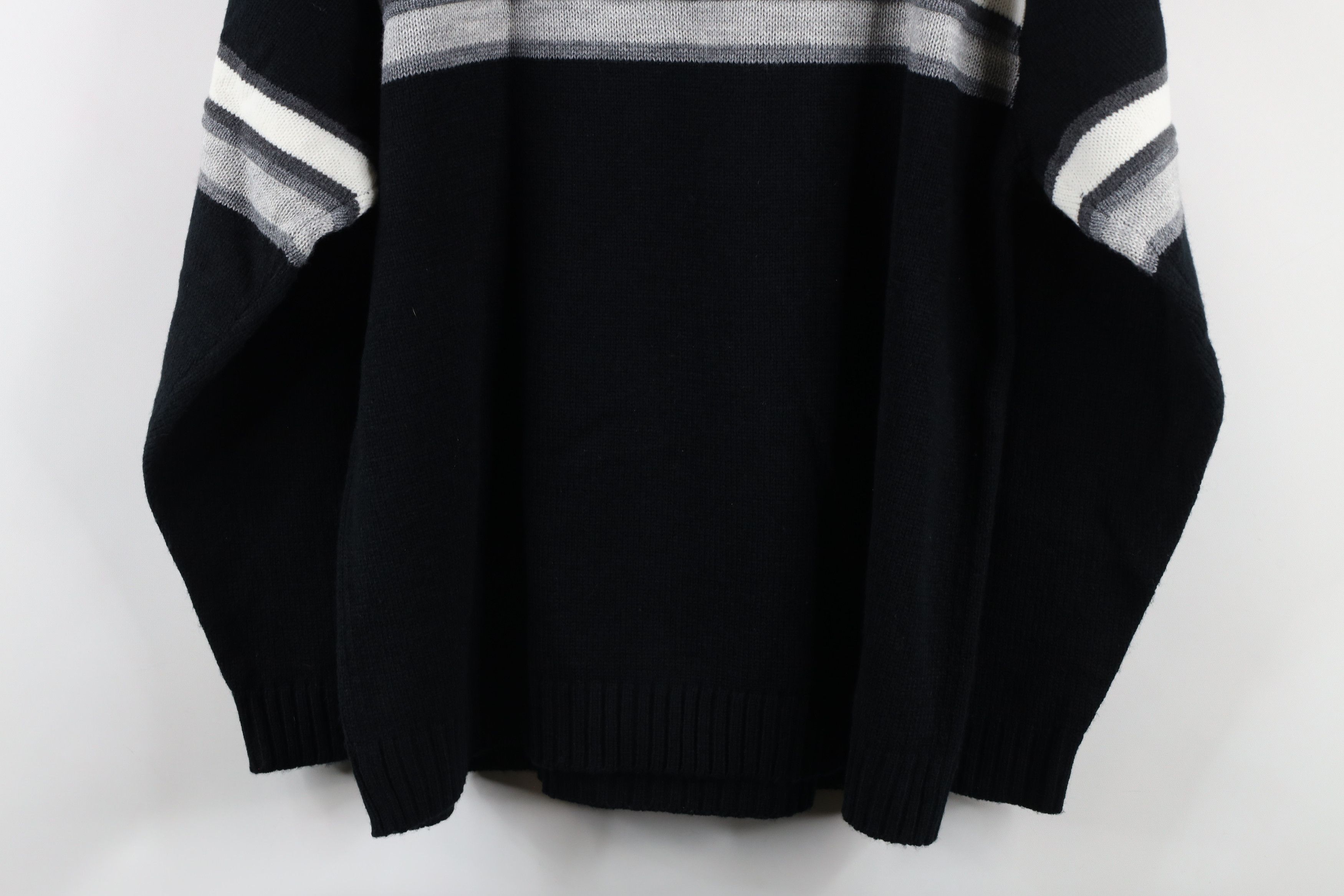 Vintage Vintage 90s Streetwear Block Knit Crewneck Sweater Size US L / EU 52-54 / 3 - 7 Thumbnail