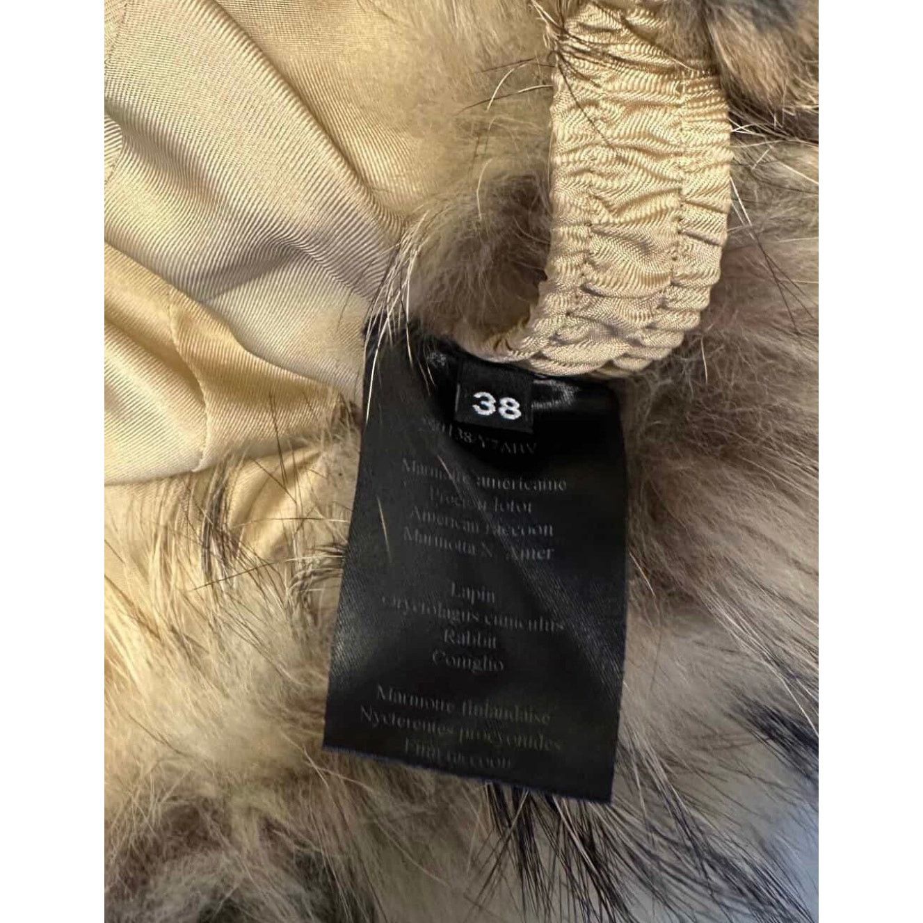 Yves Saint Laurent Rare Vintage Yves Saint Laurent Fur Poncho Size 38 Size S / US 4 / IT 40 - 7 Thumbnail