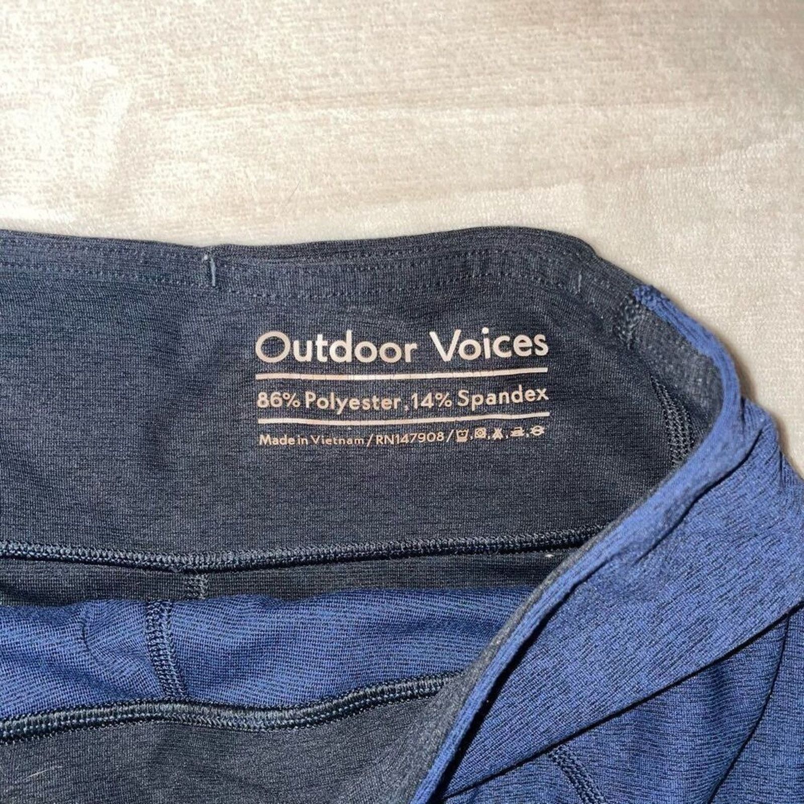 Outdoor Voices Outdoor Voices Navy Blue and Black Cropped Leggings | Sz S Size 27" / US 4 / IT 40 - 5 Thumbnail