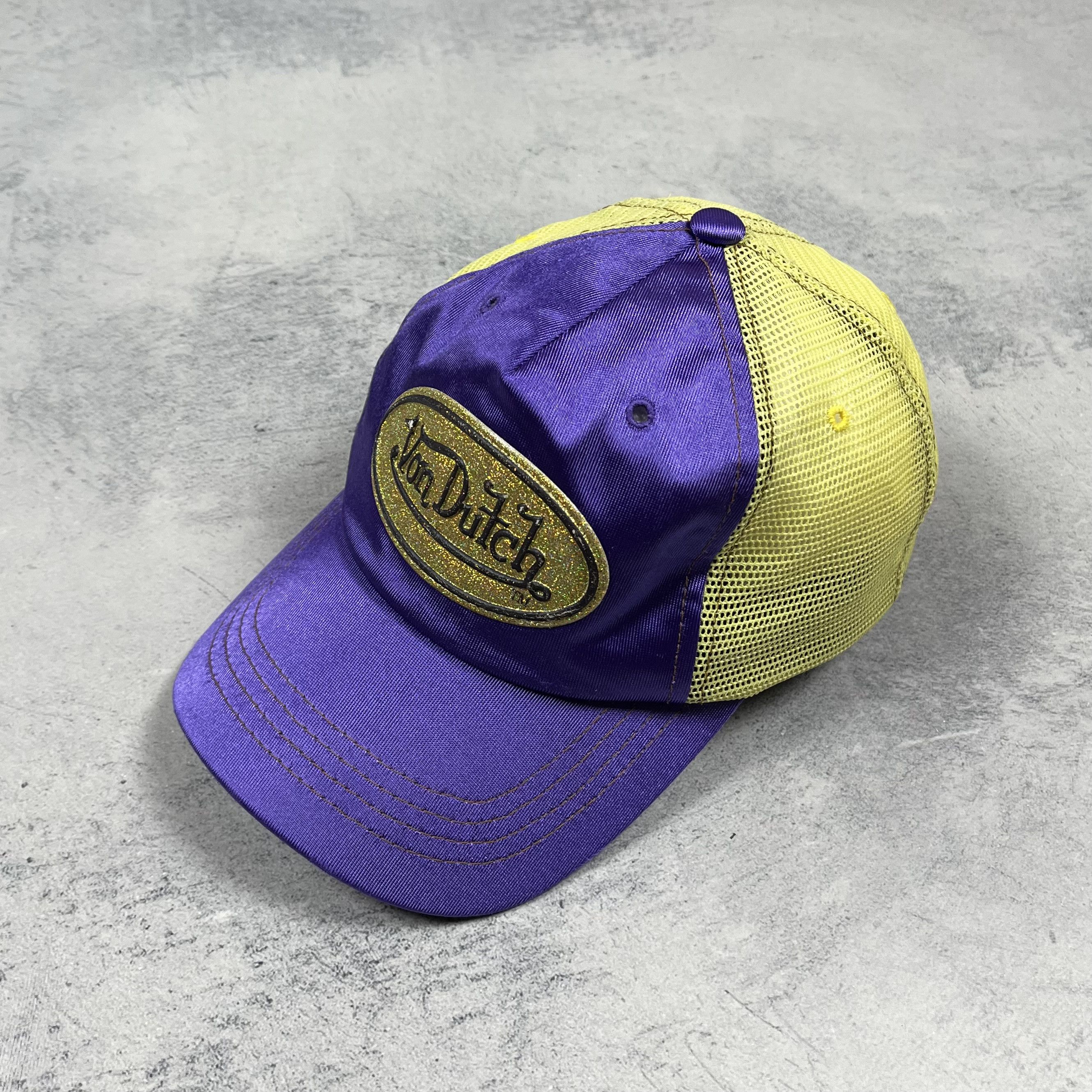 Von Dutch Von Dutch Big Logo Y2K Crazy Trucker Cap Size ONE SIZE - 1 Thumbnail