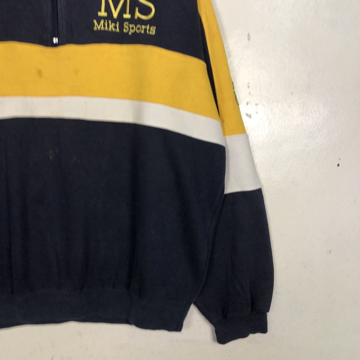 Japanese Brand 📌Half Zipper Sweatshirt Miki Sports Big Logo Size US L / EU 52-54 / 3 - 7 Thumbnail