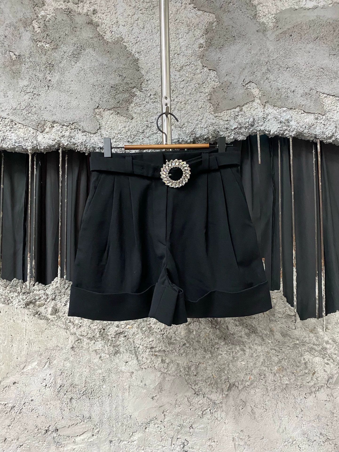 Miu Miu Miu Miu Rhinestone Belted Short 42 99 New 1RhinestoneMissing Size 28" / US 6 / IT 42 - 1 Thumbnail