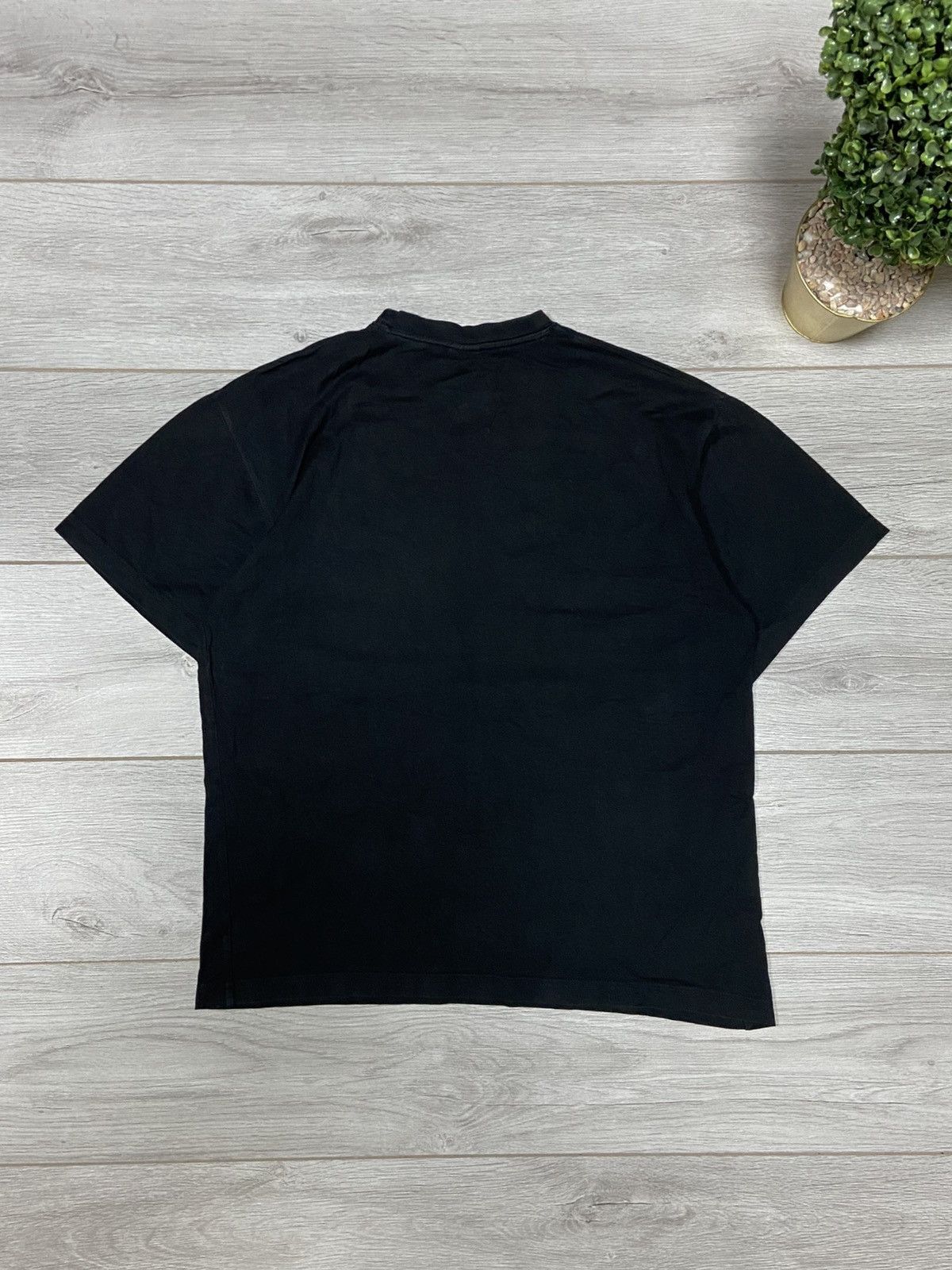 Oakley Oakley vintage curcle big print t-shirt Size US L / EU 52-54 / 3 - 9 Thumbnail