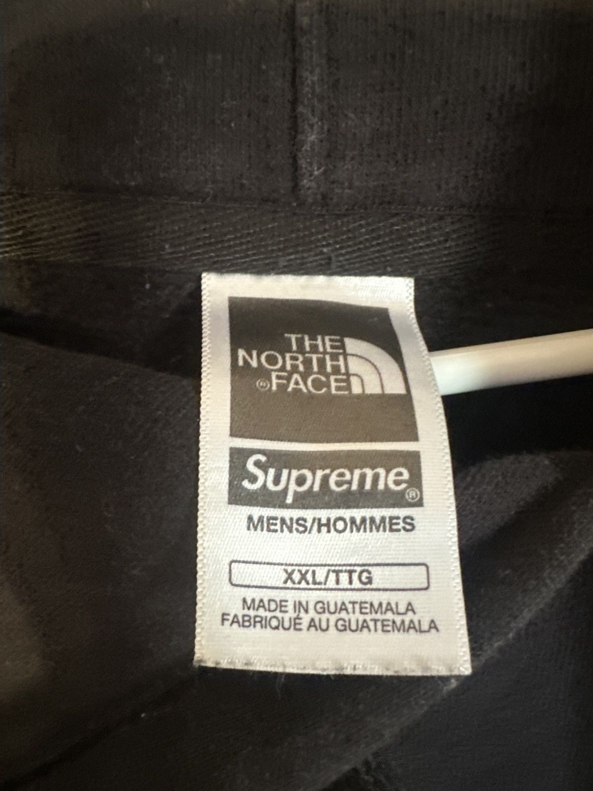 Supreme × The North Face Supreme x TNF black/blue paisley Size US XXL / EU 58 / 5 - 5 Thumbnail