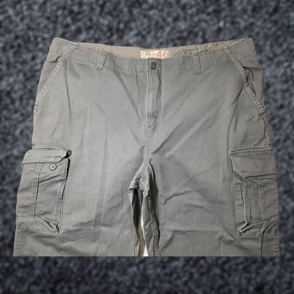Vintage G.H. Bass & Co. Cargo Pants 45 X 28 Gray Mens Utility Hiking Terrain Work Pants Size US 44 / EU 60 - 1 Thumbnail