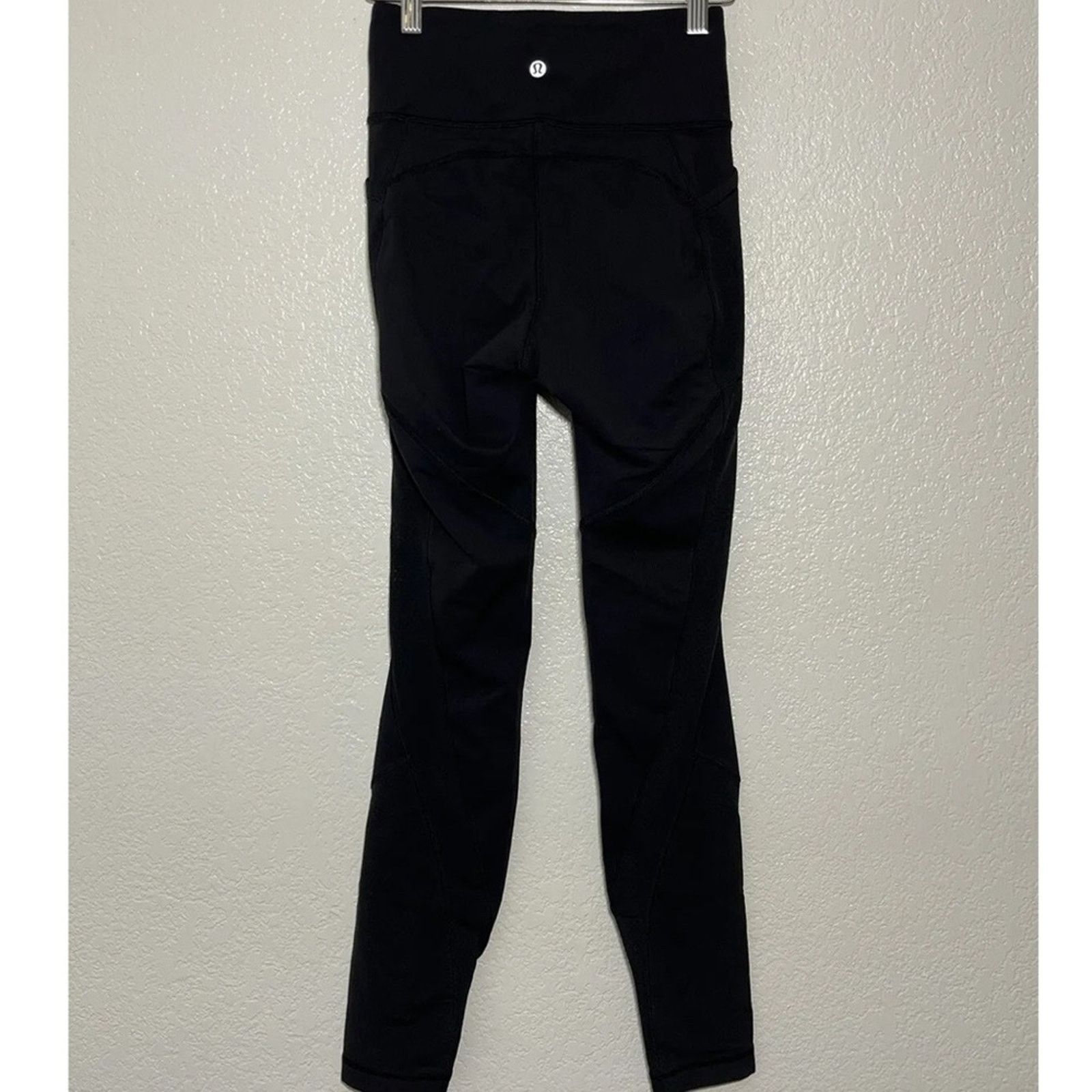 Lululemon Lululemon Everlux Mesh Leggings 28” 6 Size 28" / US 6 / IT 42 - 10 Thumbnail