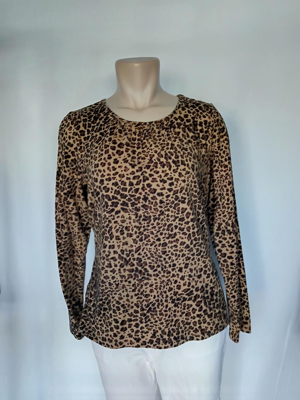 Charter Club Charter Club Petite Leopard Print Top Size M / US 6-8 / IT 42-44 - 1 Thumbnail