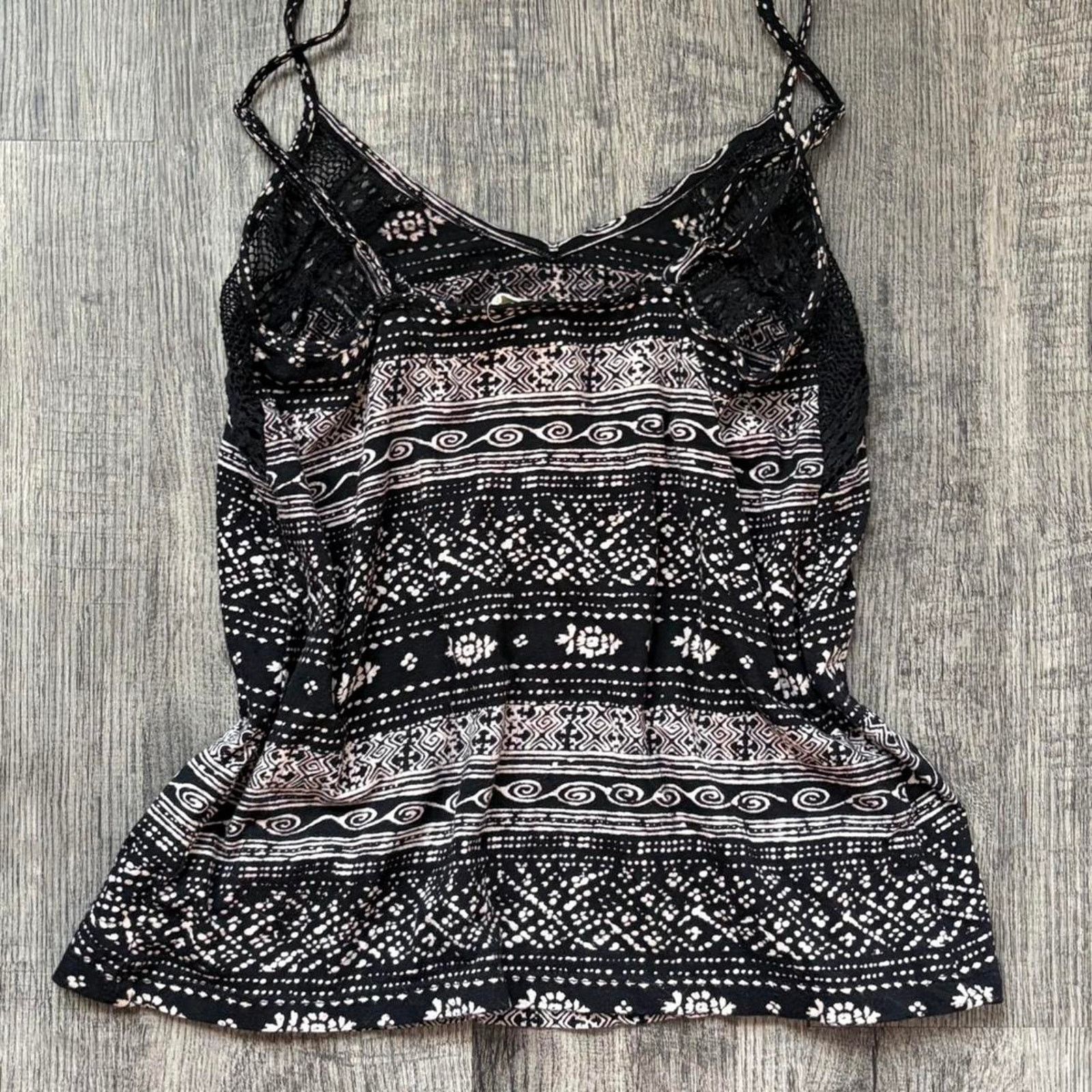 Other Staring at Stars Black & White Patterned Tank - Size: XS Size XS / US 0-2 / IT 36-38 - 3 Thumbnail