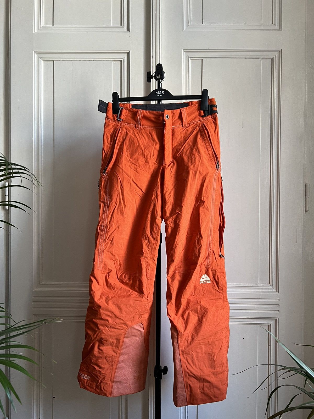 image of Nike Acg Vintage Ski Pants in Orange, Men's (Size 30)