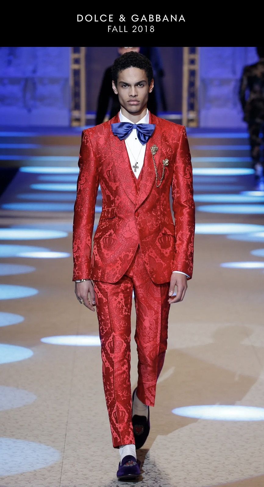Dolce & Gabbana F/W 2018- Dolce and Gabbana- Runway- 3-Piece Sicilia Suit Size US M / EU 48-50 / 2 - 1 Thumbnail
