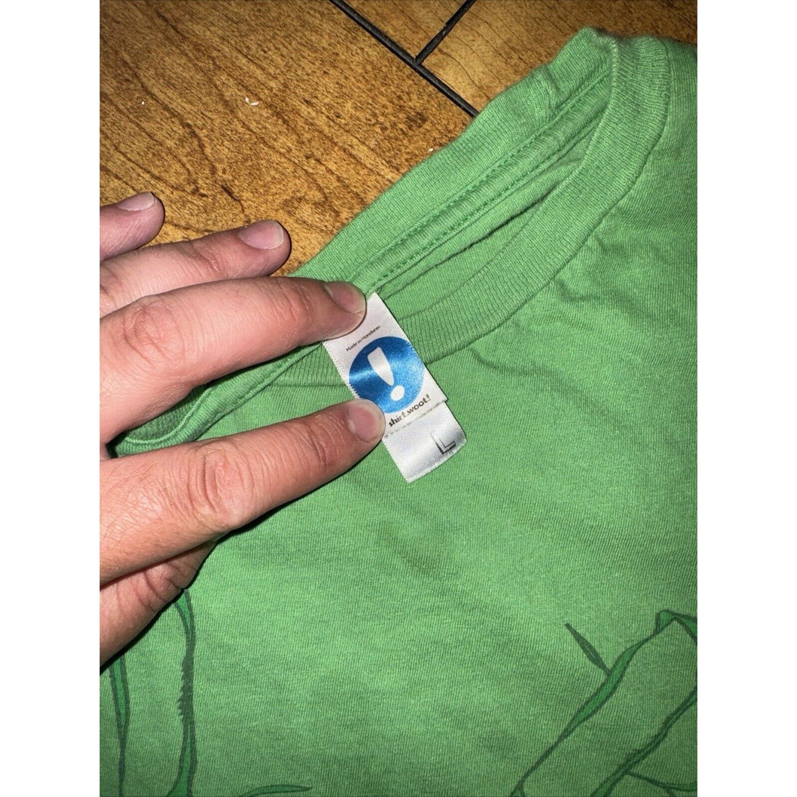 The Mountain × Vintage Praying Mantis Lady Bug Samaria T-Shirt Green Large 20x24.5 Size US L / EU 52-54 / 3 - 7 Thumbnail