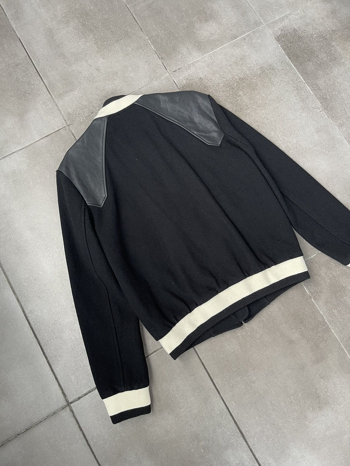 Saint Laurent Paris SS19 Saint Laurent Two Tone Black Wool Teddy Bomber Jacket Size US S / EU 44-46 / 1 - 11 Thumbnail
