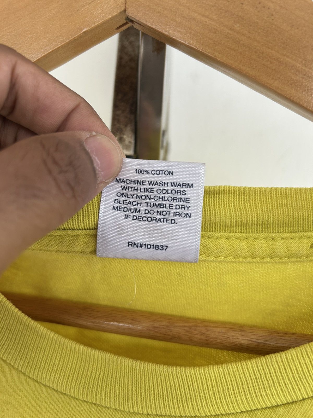 Supreme Supreme Chrome Mustard Vintage Tee Size US L / EU 52-54 / 3 - 5 Thumbnail
