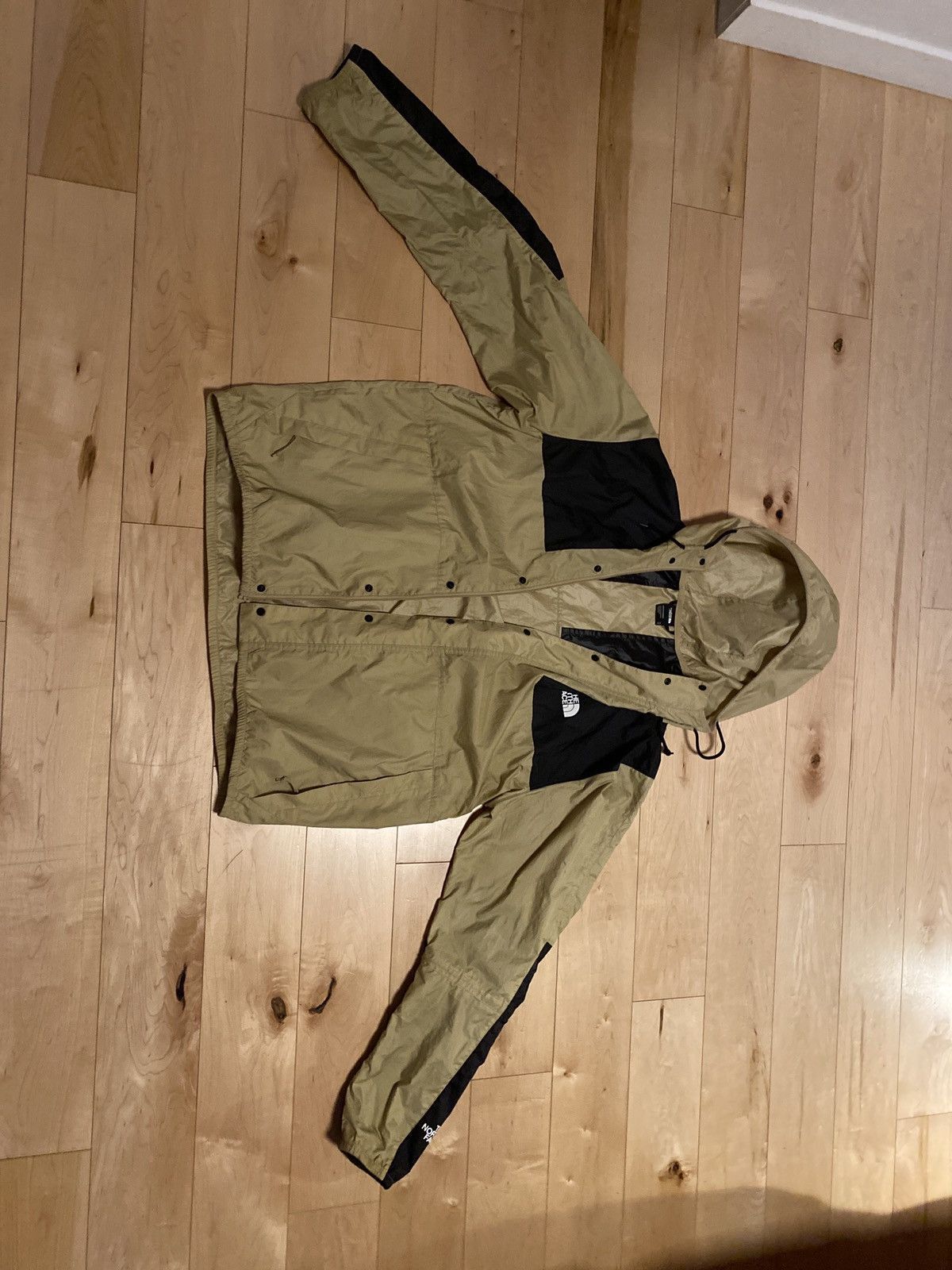 The North Face The North Face Windbreaker Jacket Size US L / EU 52-54 / 3 - 2 Thumbnail