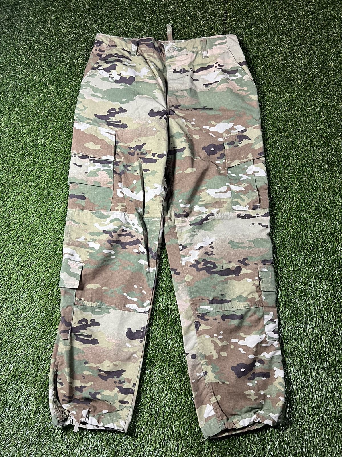 Vintage Vintage 90s Desert Camo Military Issued Baggy Tactical Pants Size US 32 / EU 48 - 1 Thumbnail