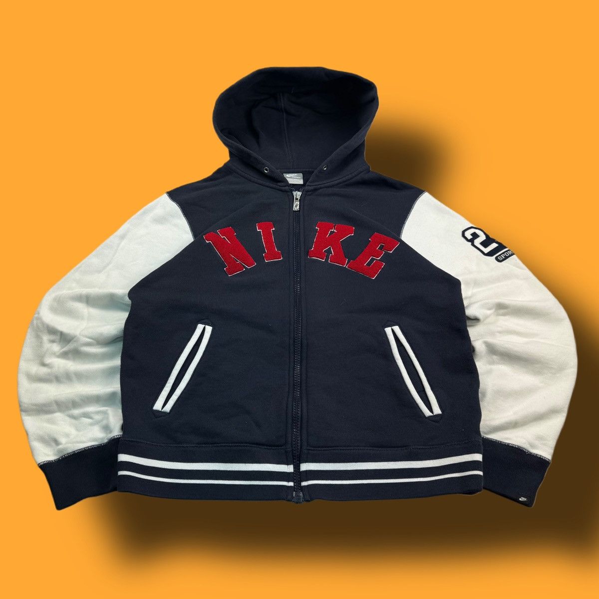 Nike × Vintage NIKE VINTAGE CENTER LOGO OVERSIZE BOXY ZIP HOODIE Size US S / EU 44-46 / 1 - 1 Thumbnail