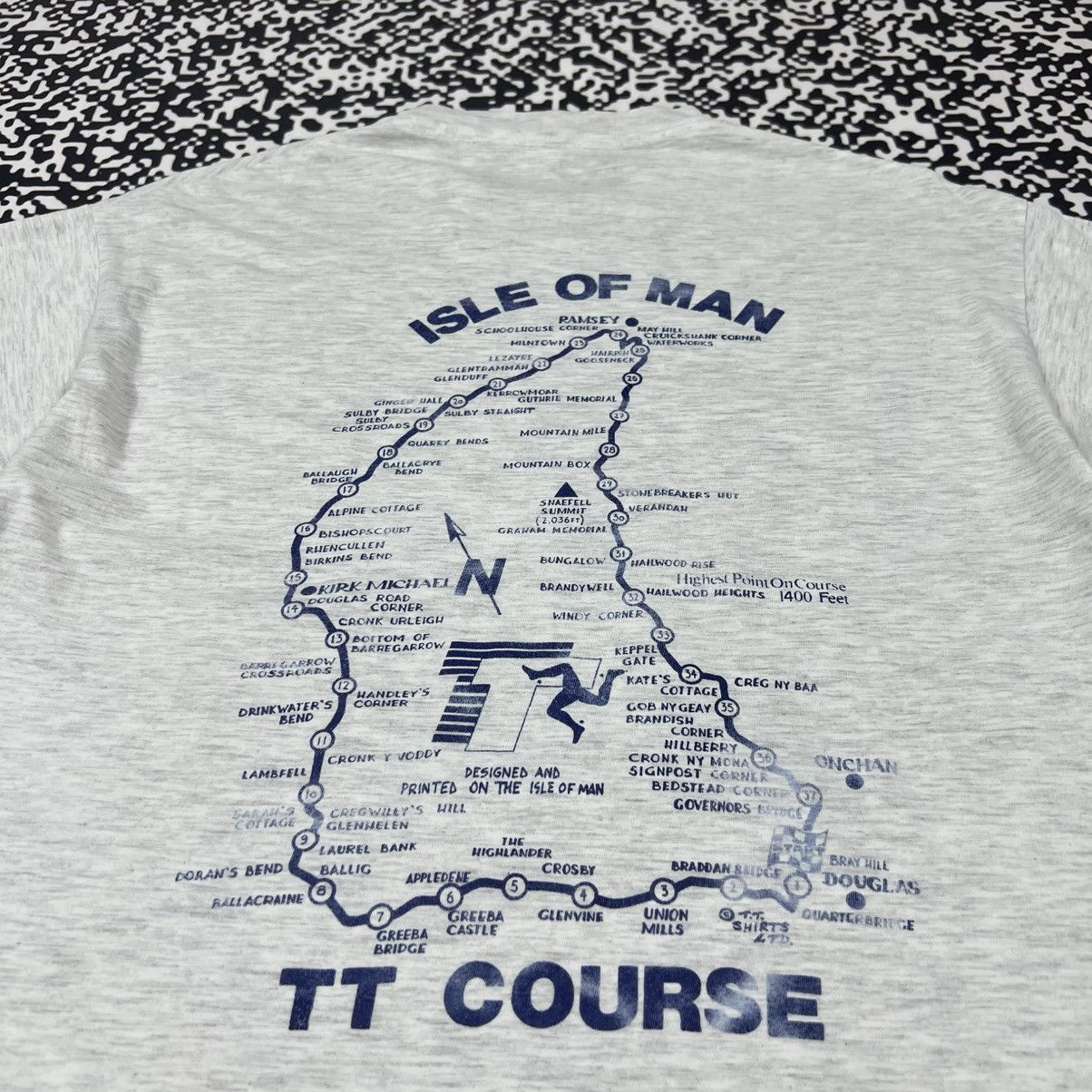 Vintage Vintage 1997 Isle Of Man TT Course Moto Racing 90s T-shirt Size US M / EU 48-50 / 2 - 11 Thumbnail